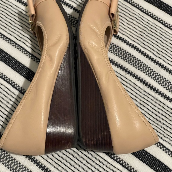 Cole Haan Emory Nude Bow Wedge Pump Size 7.5 Worn Condition - Picture 5 of 9